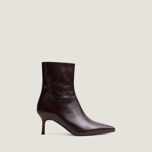 DIEM — Bottines à bouts pointus en cuir, Bordeaux