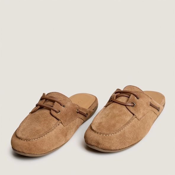 LILOU — Mocassins souples à bouts arrières ouverts en croûte, Taupe